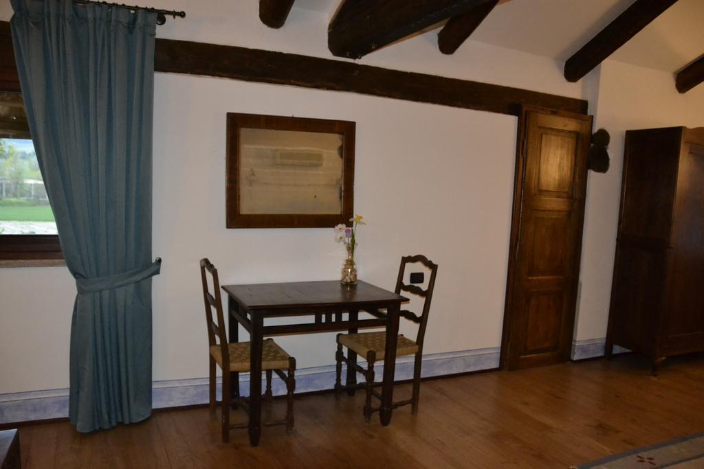 Agriturismo La Pieve Dogliani Pokoj fotografie