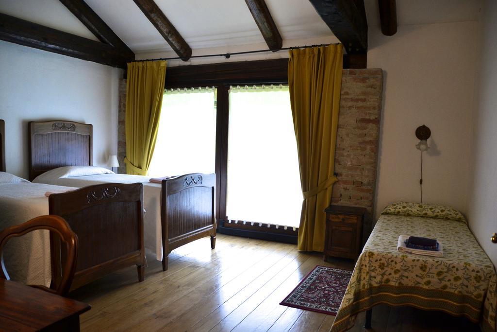 Agriturismo La Pieve Dogliani Pokoj fotografie