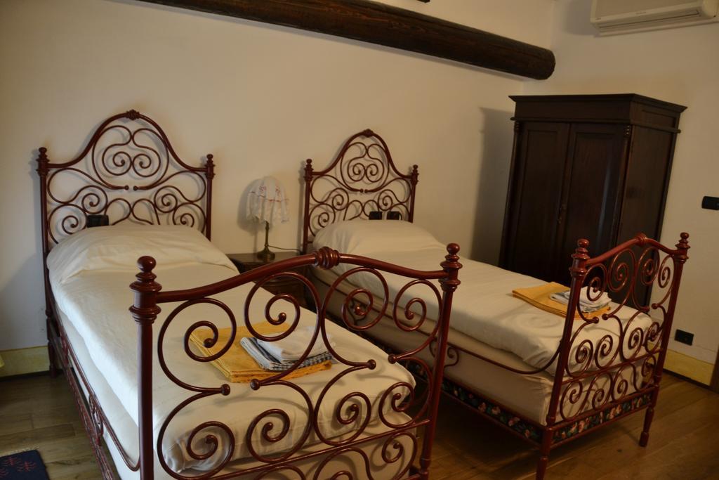 Agriturismo La Pieve Dogliani Pokoj fotografie